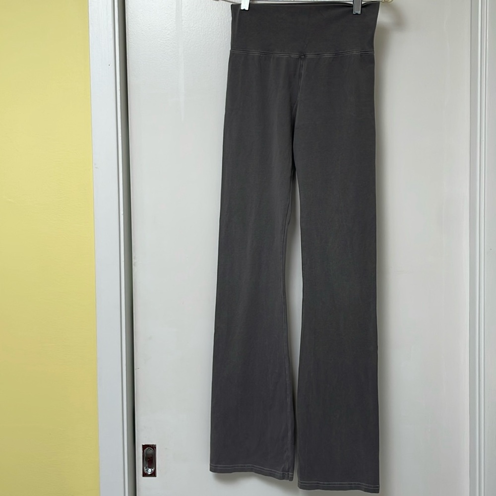Brandy Melville leggings
